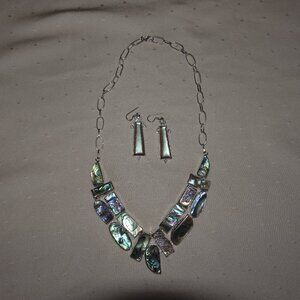BEAUTIFUL 925 Sterling Silver Handmade GREEN QUARTZ Gemstone Necklace & Earrings